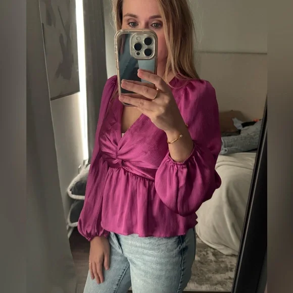 Elegant Magenta Pink Women's Top - Picture 8 of 12